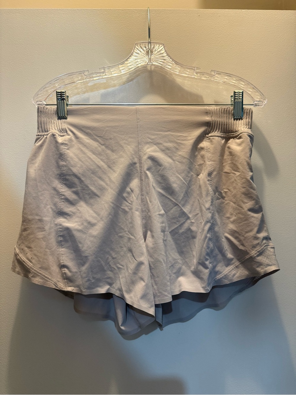 Women’s Lululemon Lightweight Active Shorts